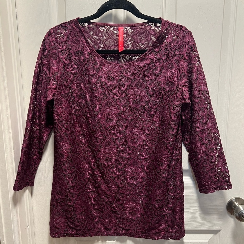 Ruby Ribbon | Plum Purple Lace 3/4 Sleeve Top Style 1874 Sz M
